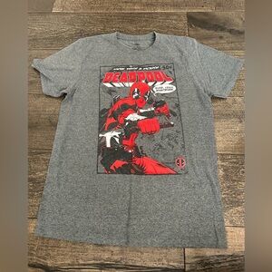 Marvel Deadpool Spiderman Gray T-Shirt medium